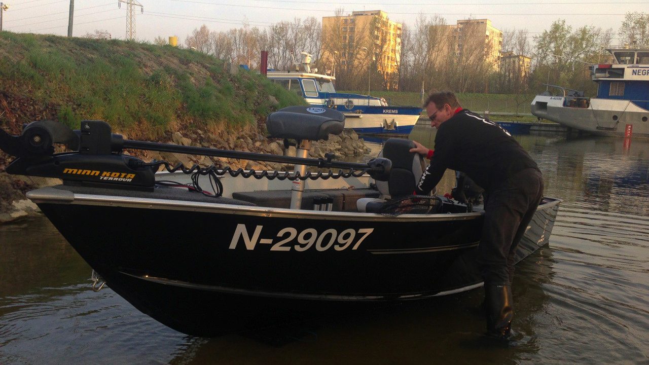 MIt FOX Rage auf fette Zander und Barsche in der Donau