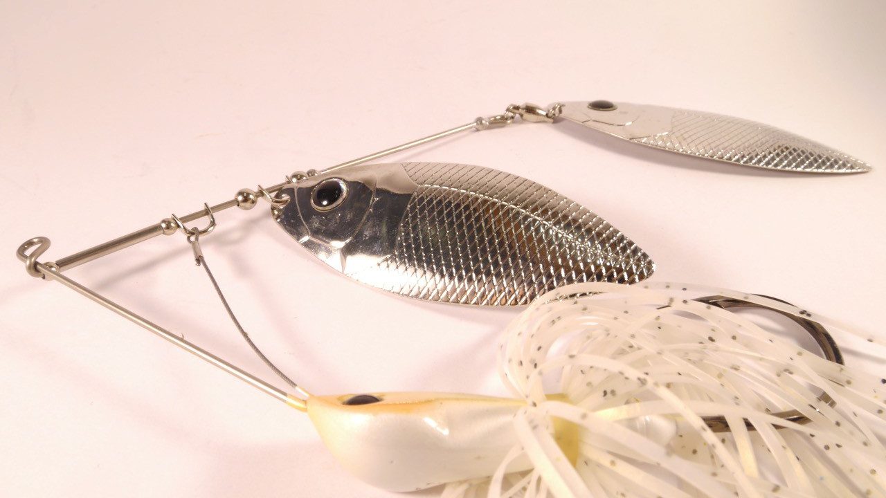 DEPS Huge Spinner Albino