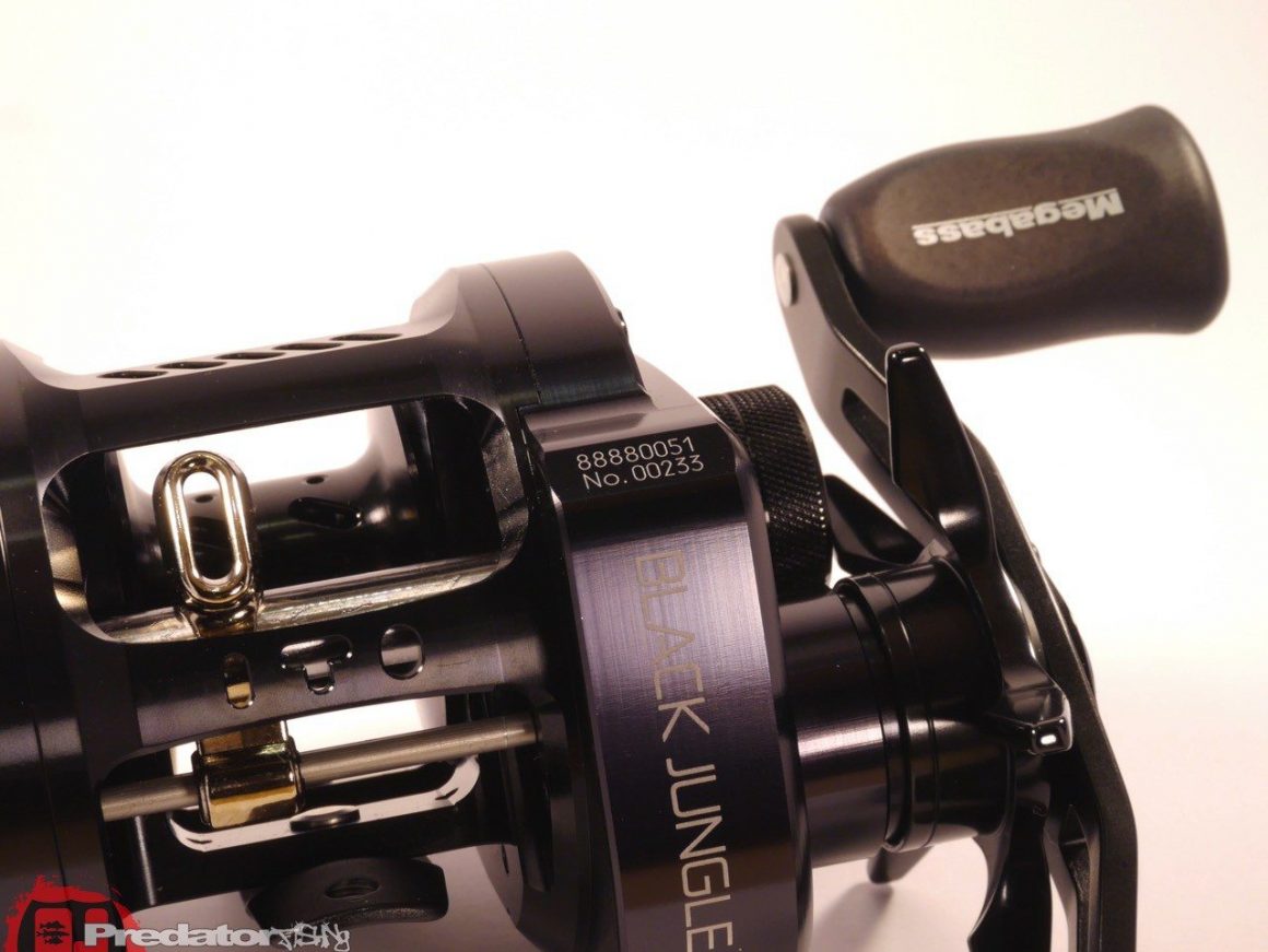 Unboxing Megabass Lin 10 Black Jungle