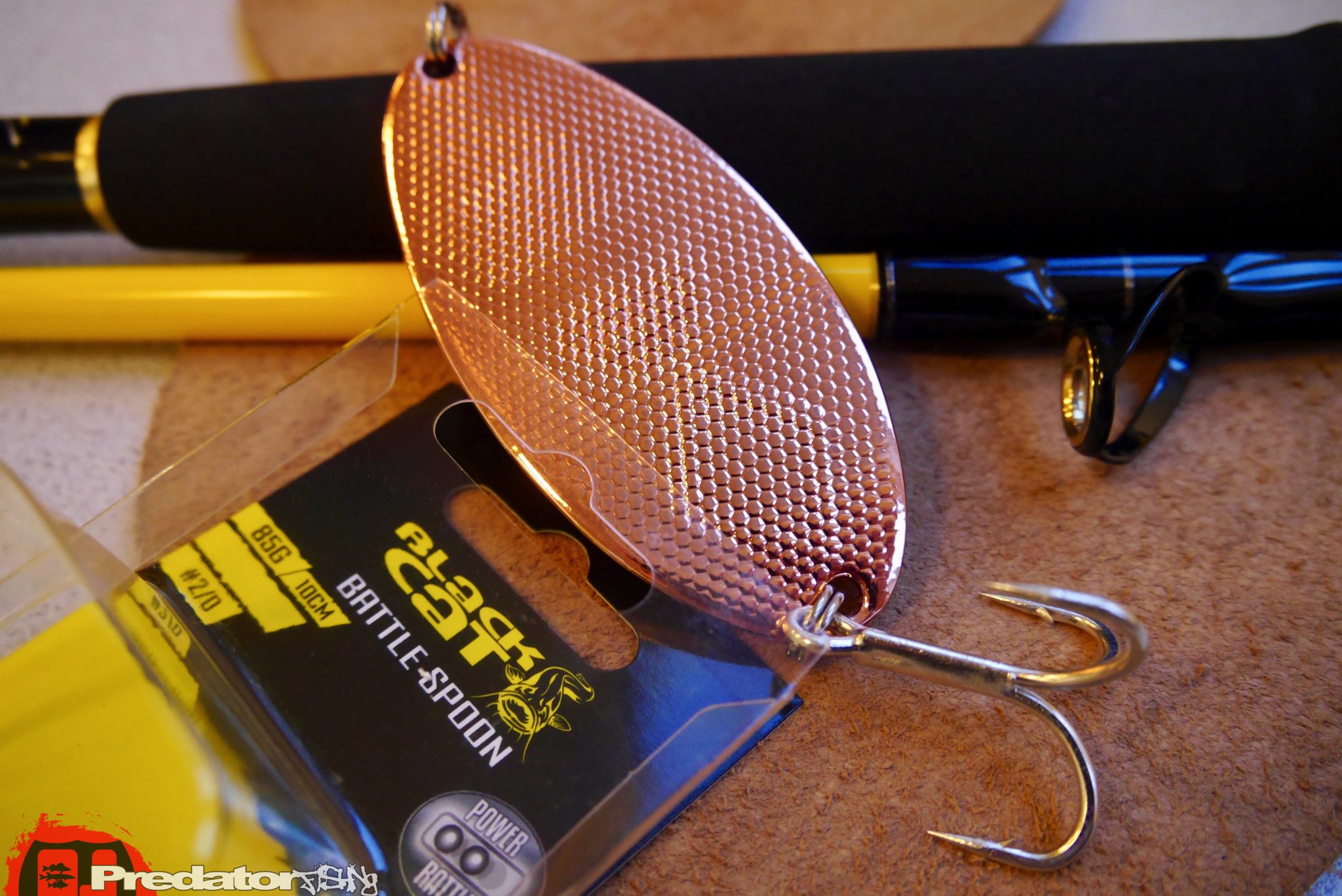 Quantum Black Cat Battle Spoon - 2-predatorfishing